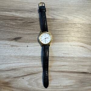 VTG Lorus Quartz Gold Tone Watch Japan Water Resistant Leather Band Untested
